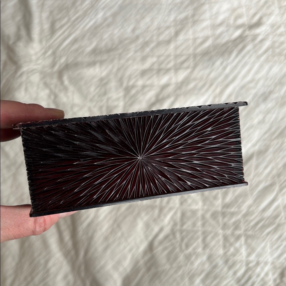 Vintage Starburst Trinket Box - Picture 6 of 14